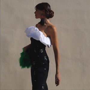 Zara embodied black flower pants size S